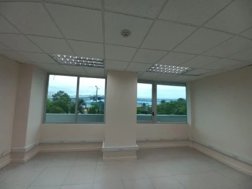 Oficina en alquiler – Latitud Dent, Barrio Dent (San Pedro de Montes de Oca)